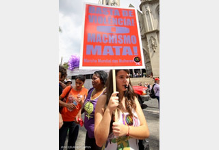 Marcha Mundial das Mulheres contra a criminalização das mulheres e das organizações que lutam por liberdade e autonomia!