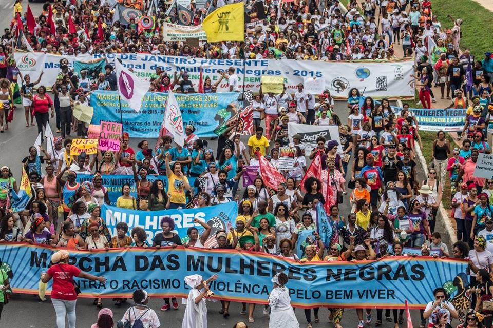 Muitas frentes, uma certeza: o protagonismo da resistência é feminino