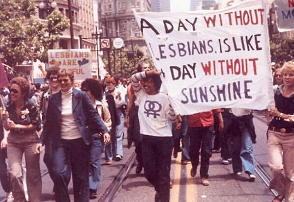 Mulheres lésbicas e bissexuais: nossa luta é maior que nosso silêncio