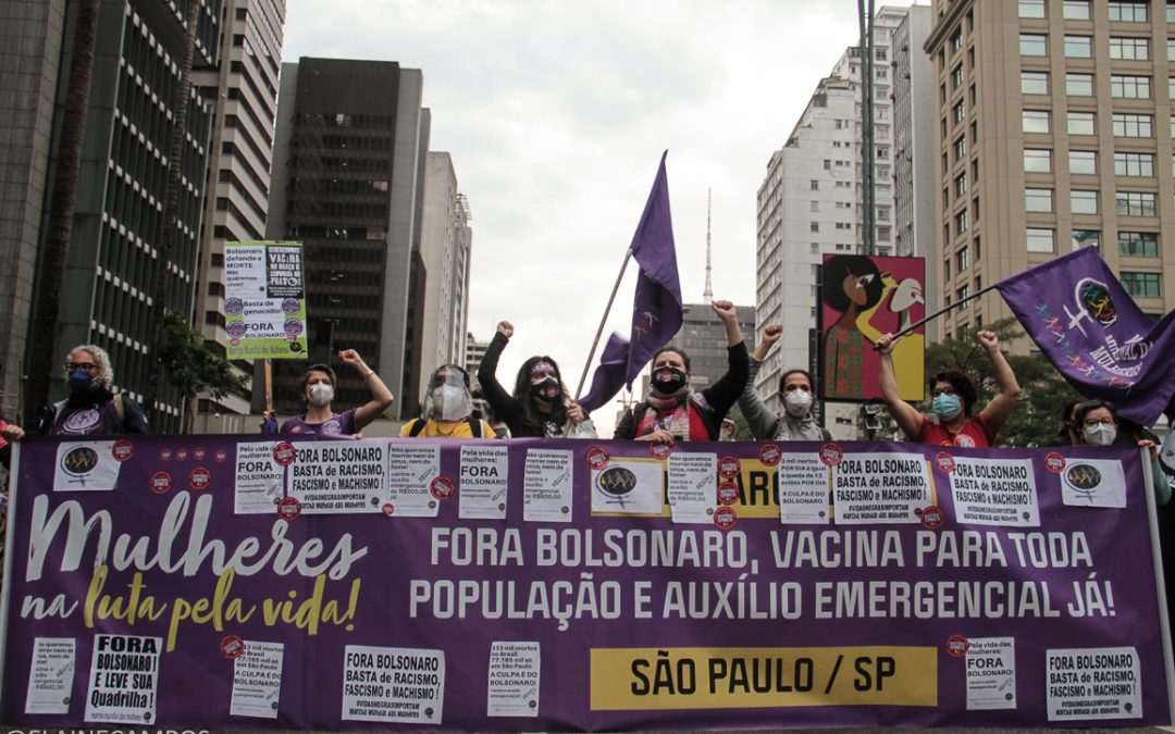 Mulheres na mobilização popular para derrotar o bolsonarismo e colocar a vida no centro